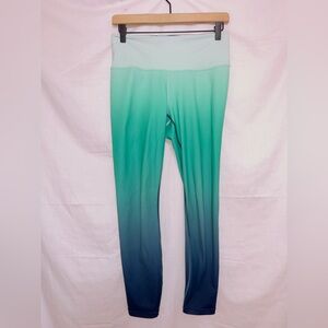 Athleta Green Ombre Elation 7/8 Length Leggings size small